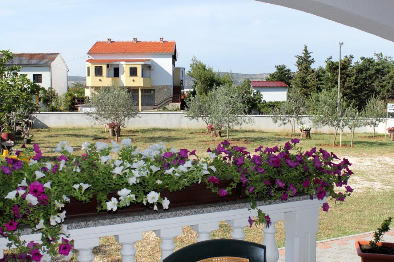 Apartments With A Parking Space Seline, Paklenica - 6603 Starigrad Paklenica Dış mekan fotoğraf